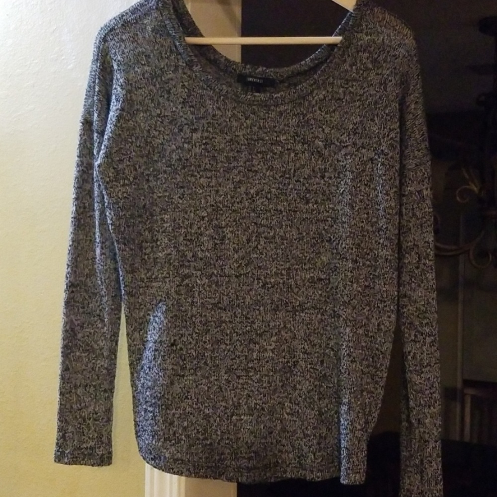 🌺Forever 21 long sleeve sweater